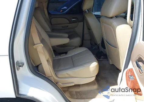 2010 Chevrolet Tahoe Lt z USA, uszkodzony, nr VIN 1GNUCBE08AR166414